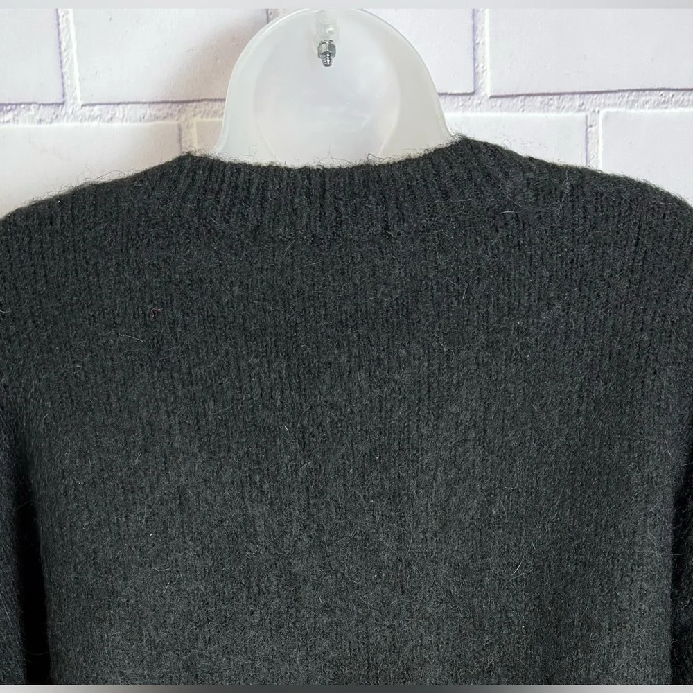 French Connection Black Fluffy Knit V-Neck Jumper sweater 100% Wool Size M